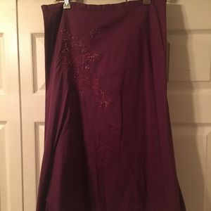 Pretty plum colored midi skirt w/beaded flowers
